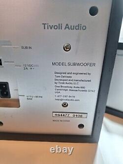 Radio TIVOLI Audio Model Two de Henry Kloss avec caisson de basse + Haut-parleur droit supplémentaire.
